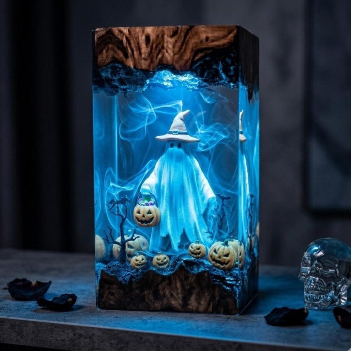 Handmade Trick-or-Treat Witch Ghost Resin Lamp – Spooky Halloween Pumpkin Night Light & Cute Fall Gift