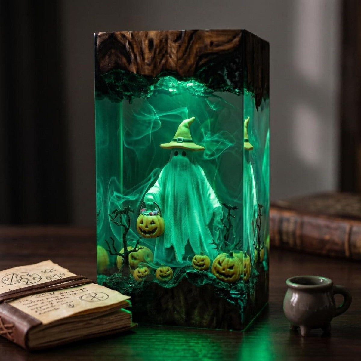 Handmade Trick-or-Treat Witch Ghost Resin Lamp – Spooky Halloween Pumpkin Night Light & Cute Fall Gift